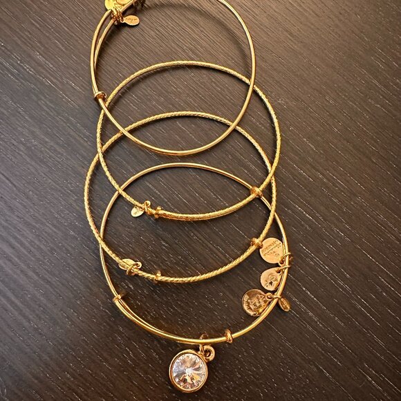 Alex and Ani Crystal birthstone April-Crystal shiny silver  Alex + Ani April Crystal Bangle Set of 4